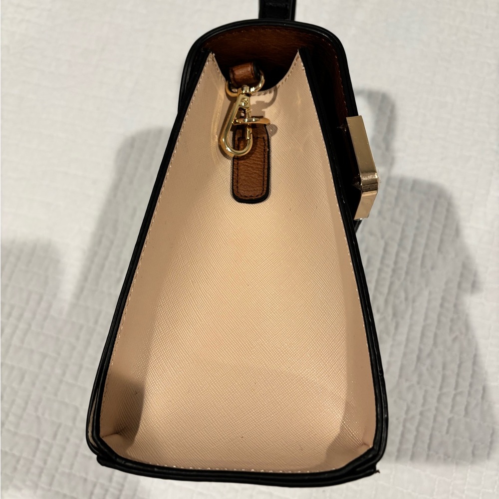NWOT Dune Handbag- Vintage and Elegant! - Picture 4 of 6